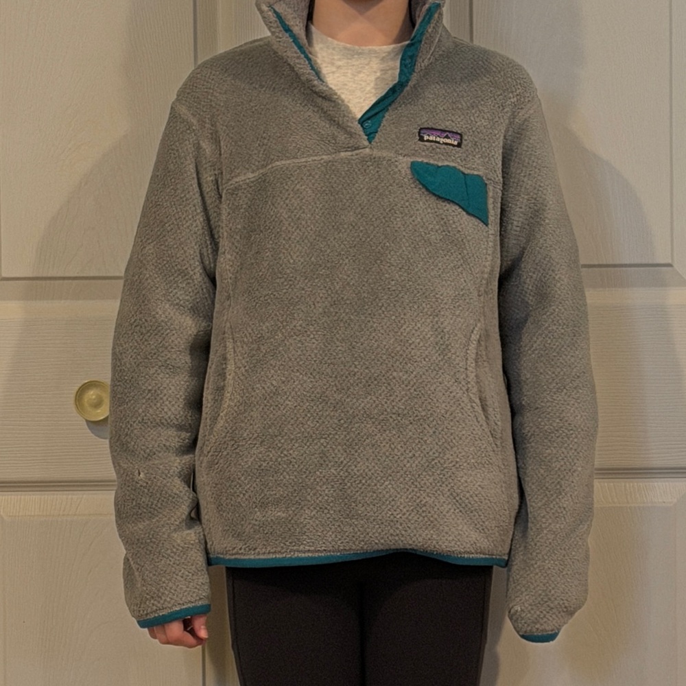 Patagonia Gray and Teal Women's Jacket